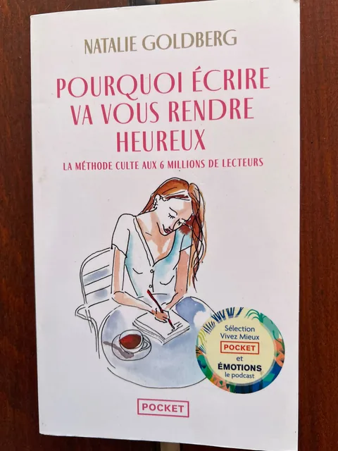 Pourquoi écrire va vous rendre heureux ?, photographié par Pierre-François sur un banc de jardin
